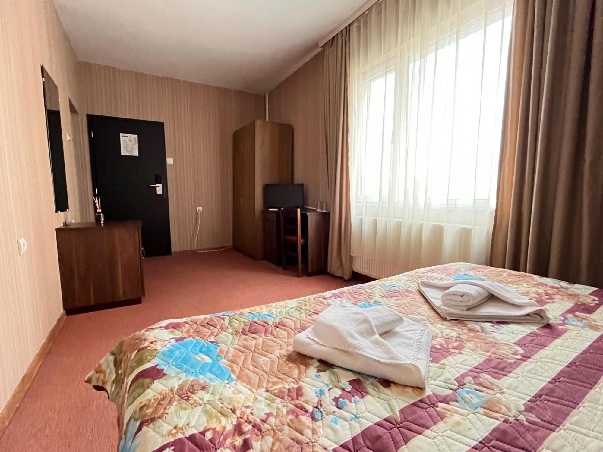 Park Hotel Ivailo Veliko Tarnovo Pokoj fotografie